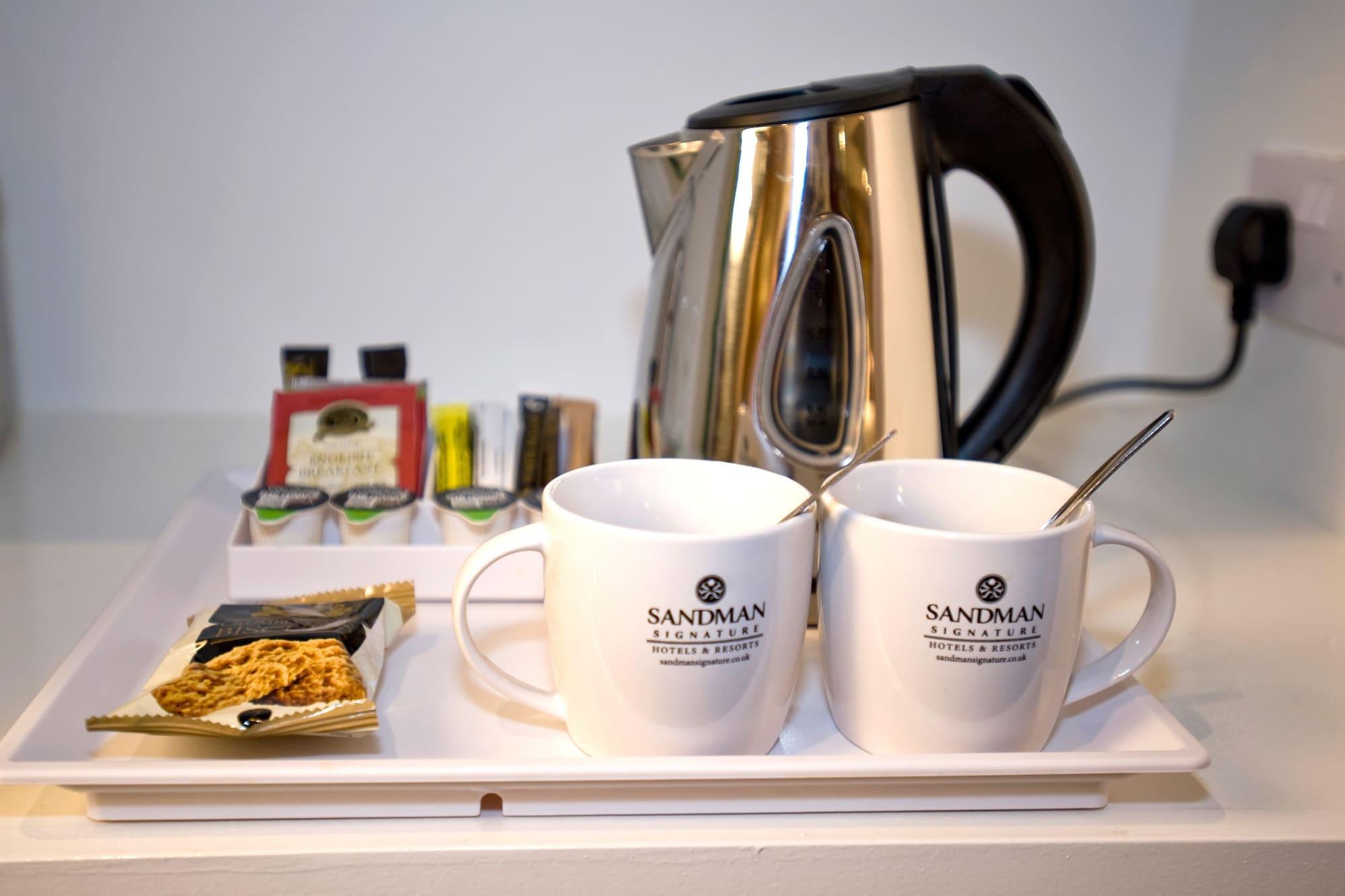 Sandman Signature London Gatwick Hotel 4*
