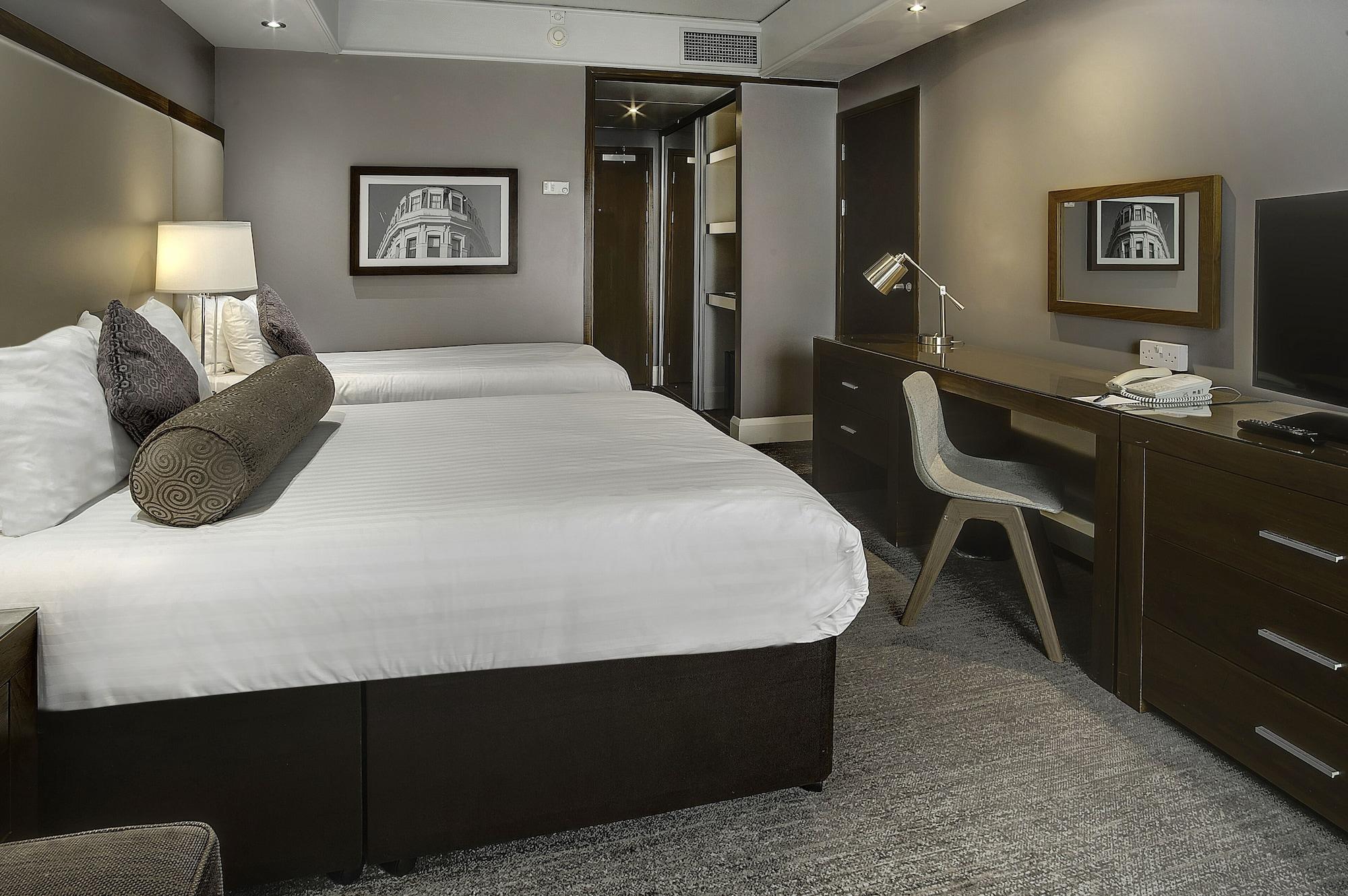 Sandman Signature London Gatwick Hotel 4*