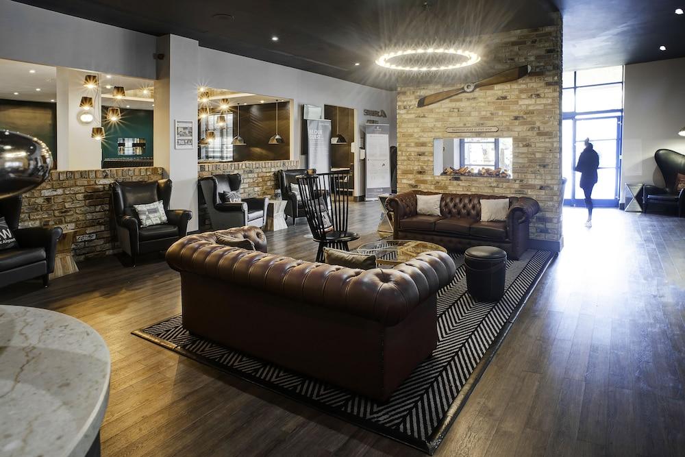 Sandman Signature London Gatwick